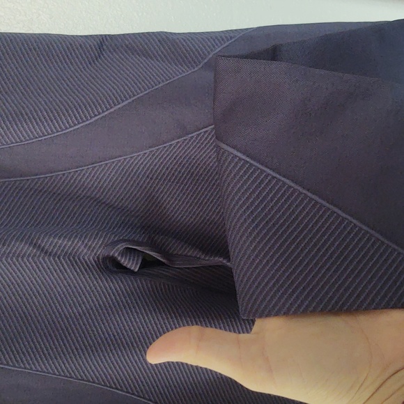 NWT - Old Navy leggings and zip up long sleeve top - Athletic Wear - Picture 8 of 9